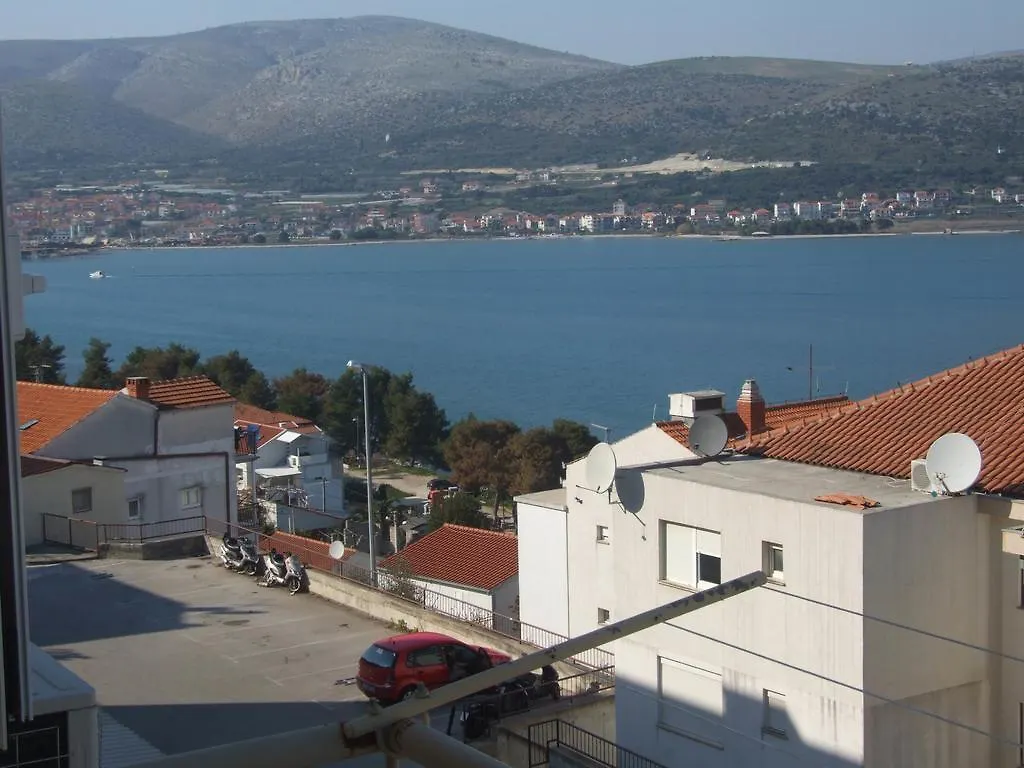 Apartment Antonia Trogir Hırvatistan